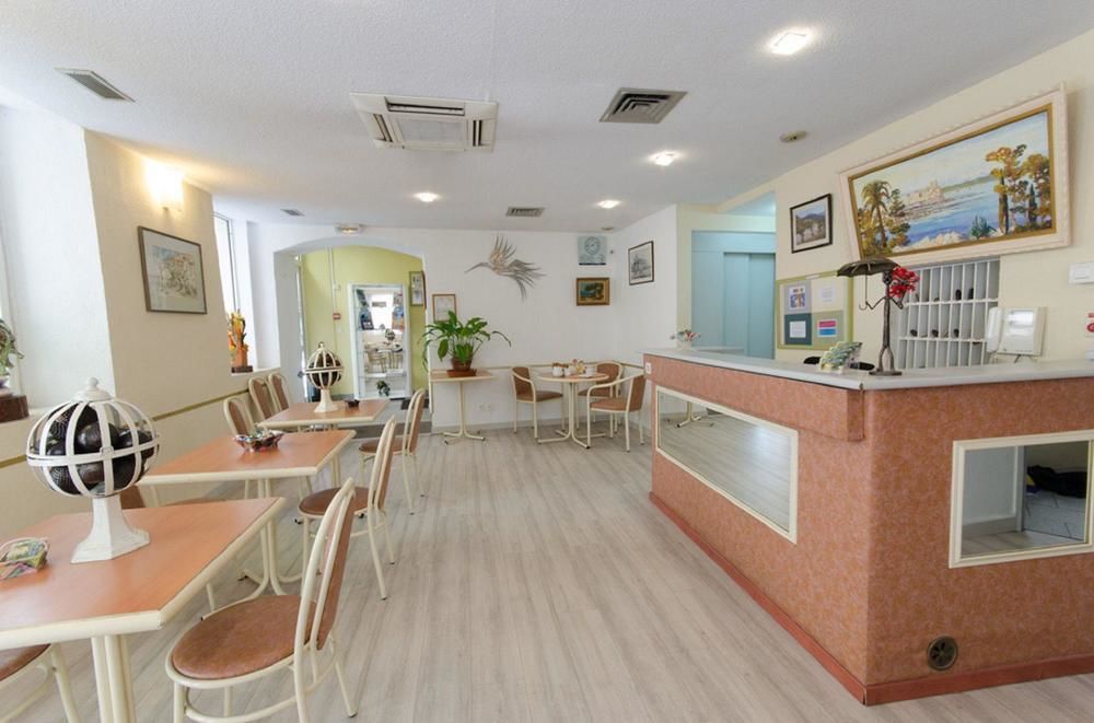 阿皮亚酒店 戛纳 外观 照片